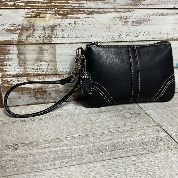Coach *MINT vintage smooth black leather wallet pouch clip hand tag wristlet - Picture 3 of 6